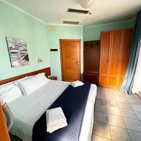 Hotel Kennedy Rimini Zewnętrze zdjęcie
